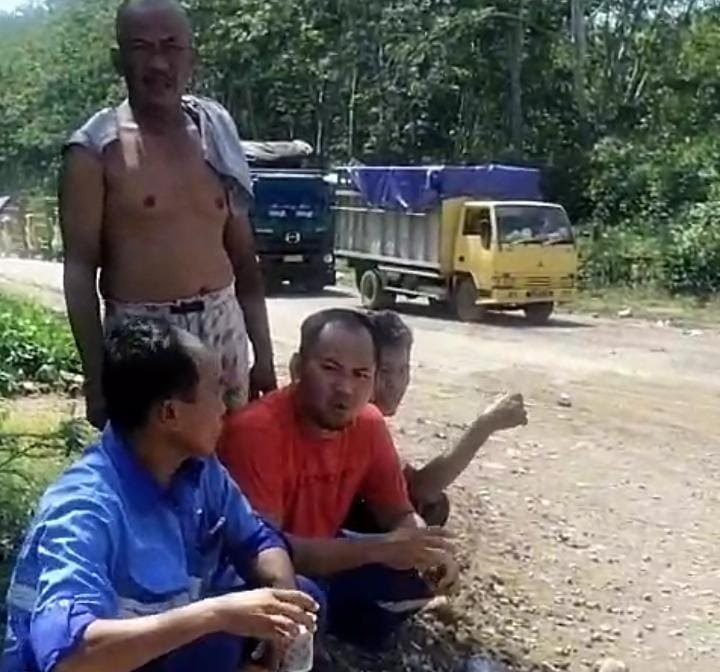 Viral! Aksi Pungli Diduga Kembali Terjadi di Eks Jalinbar Via Urai-Batiknau, Sopir Truk Minta Perlindungan