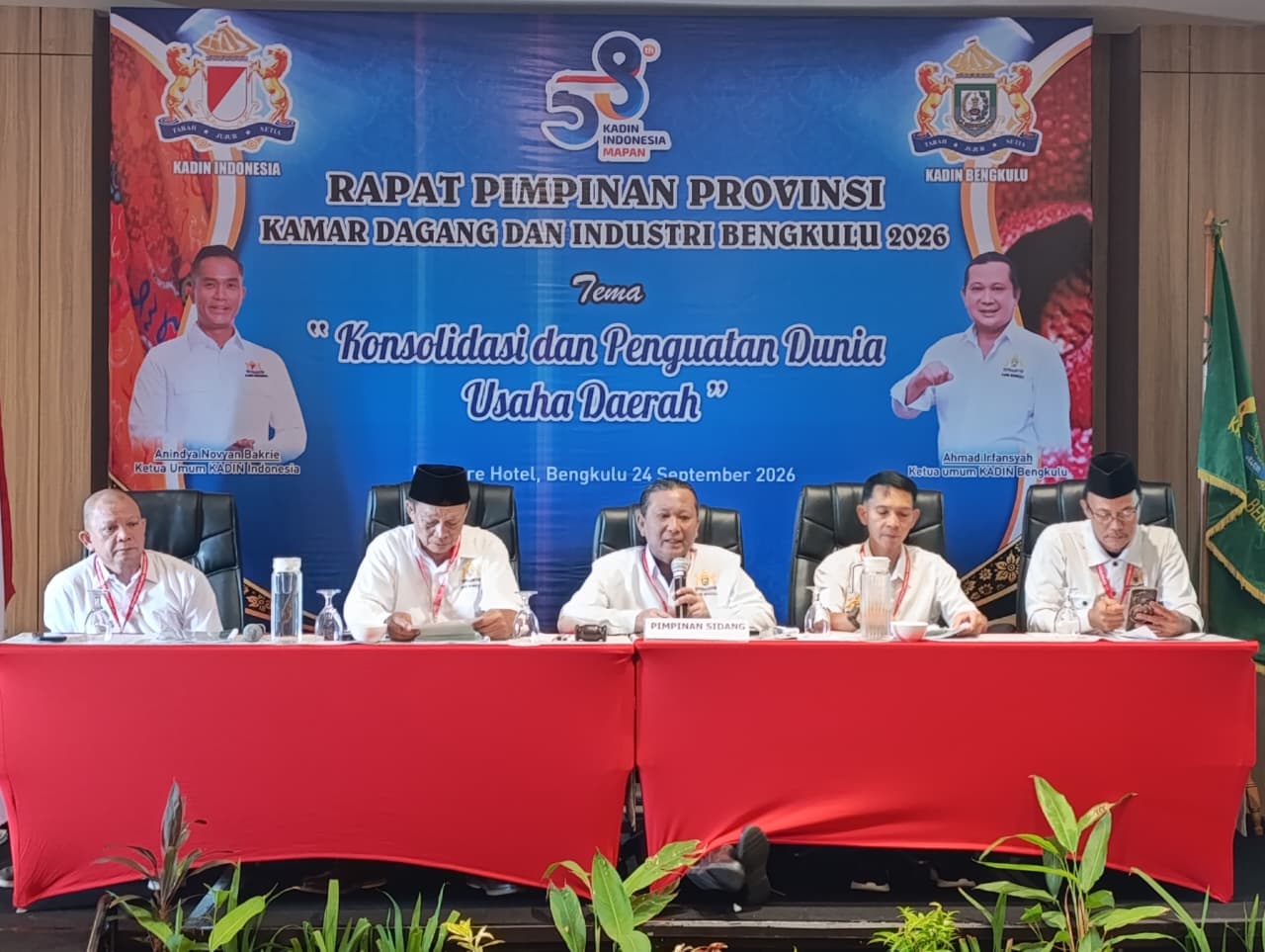 Dunia Usaha Naik Kelas, Ekonomi Daerah Tumbuh
