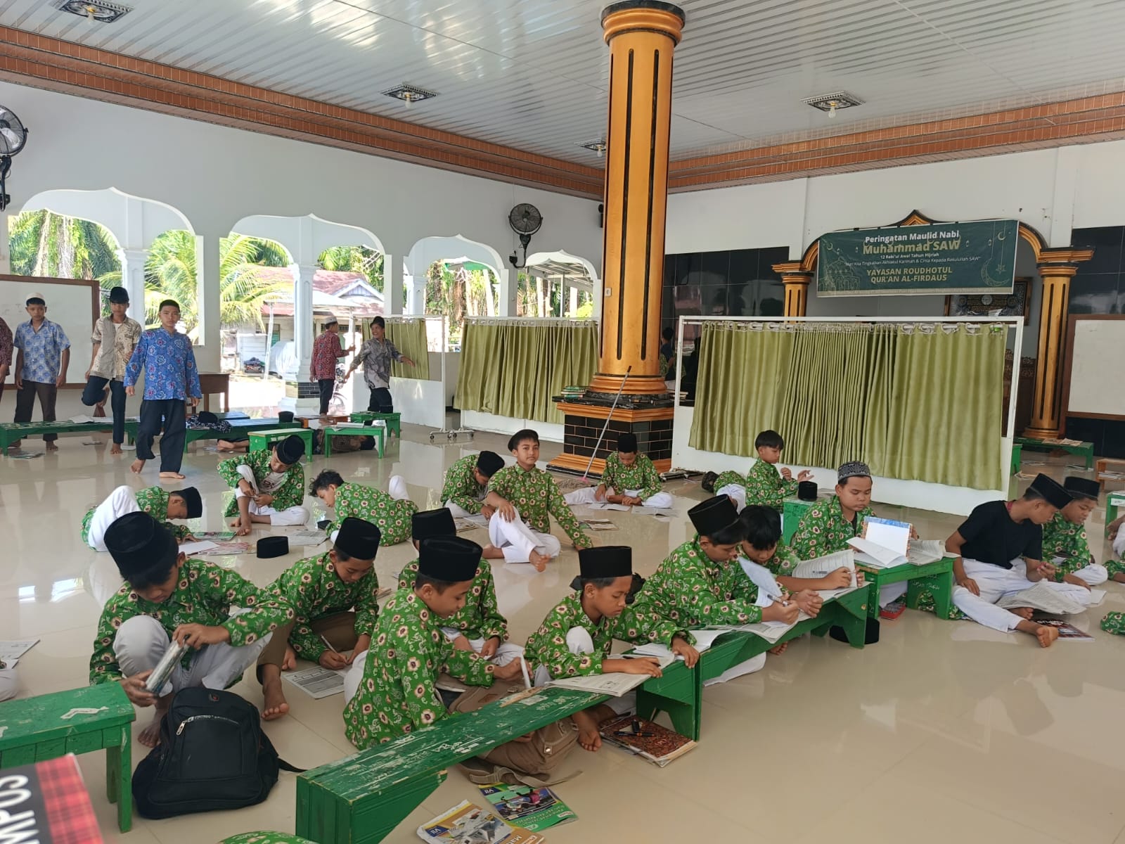 Santri Roudhotul Qur'an Al-Firdaus Wakili Provinsi Bengkulu di Kompetisi Sains Madrasah Tingkat Nasional