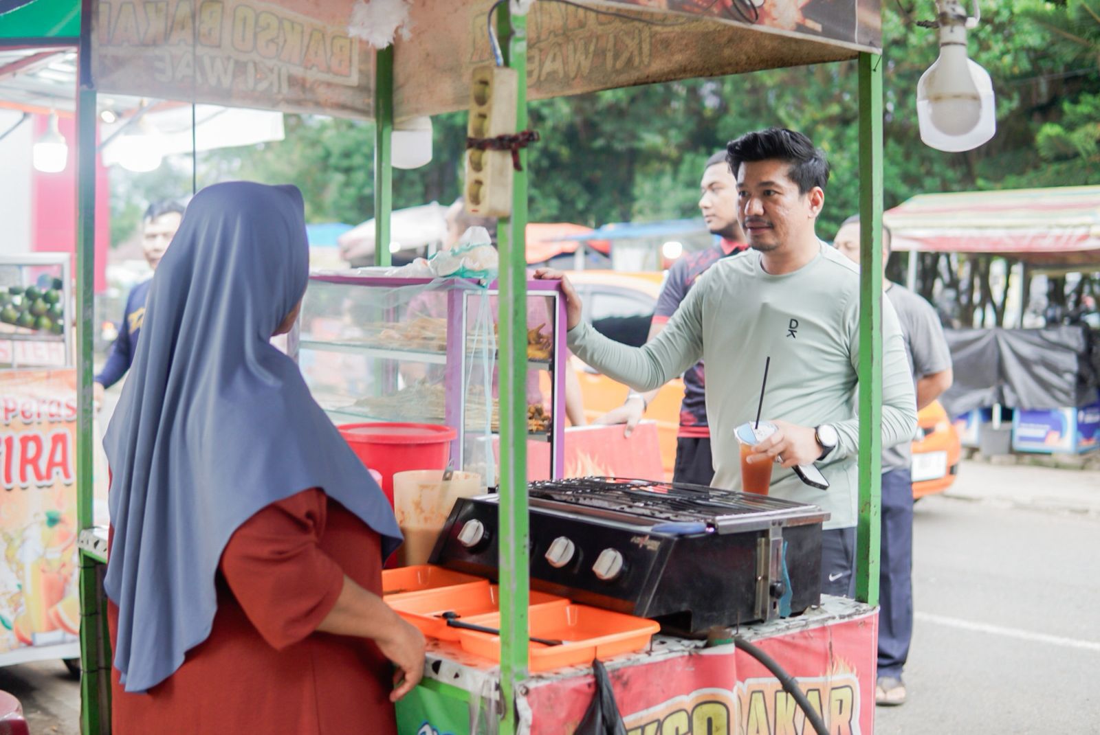 Temui Pelaku UMKM di Alun-alun, Bupati Arie Serap Masukan dan Keluhan Pedagang