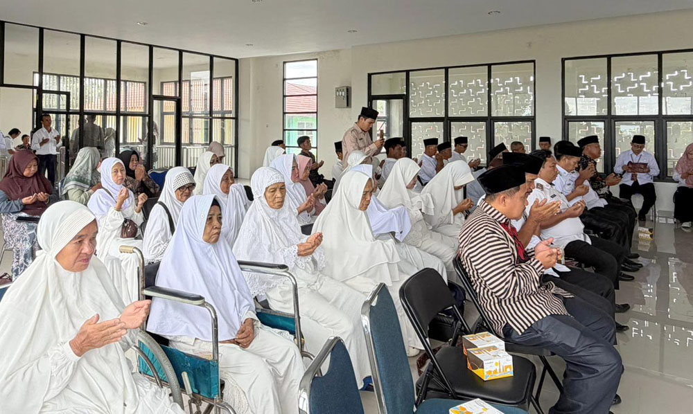 26 April Terbang ke Tanah Suci, 29 CJH Bengkulu Utara Ikut Manasik 