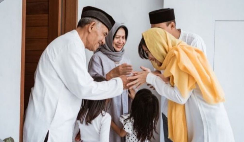Perlu Diperhatikan, Ini 6 Adab Bertamu dalam Islam 