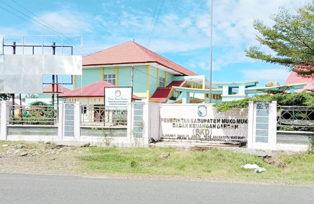 Lelang Ulang Kendaraan Dinas Mukomuko Tunggu Kesiapan KPKNL