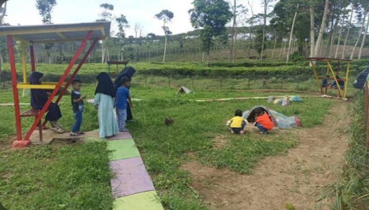 Liburan Low Budget Bikin Anak Senang, Taman Kelinci di Kepahiang Cuma Bayar Rp5.000 Saja