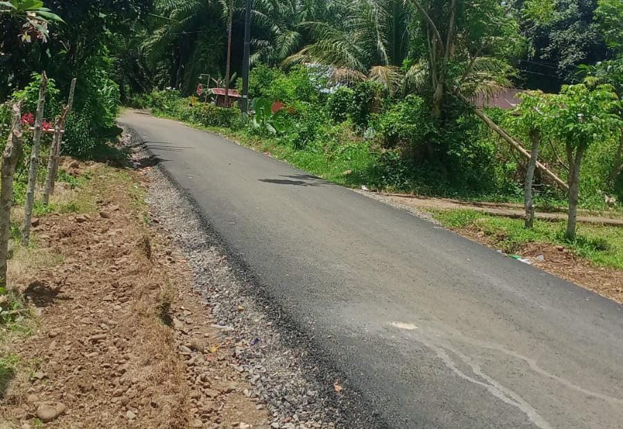 Setelah 20 Tahun Menanti, Warga Antusias Jalan Rama Agung Akhirnya Mulus