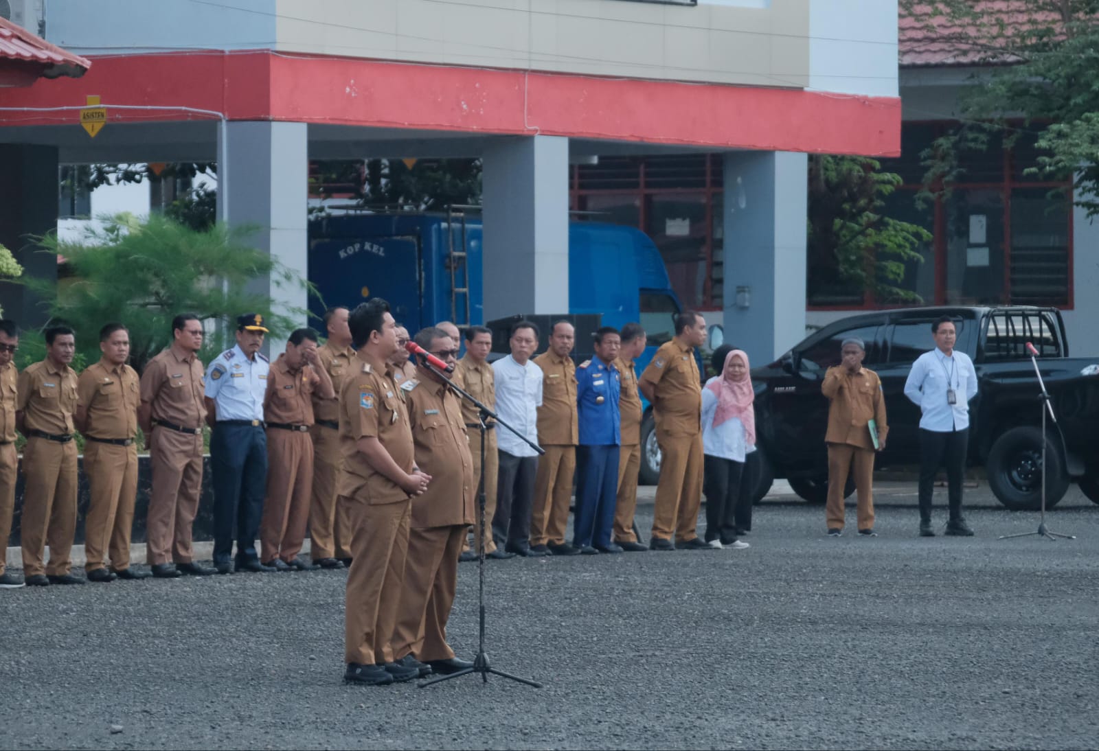 Perdana Pimpin Apel Gabungan, Arie Ajak OPD Bersinergi Bangun Bengkulu Utara 