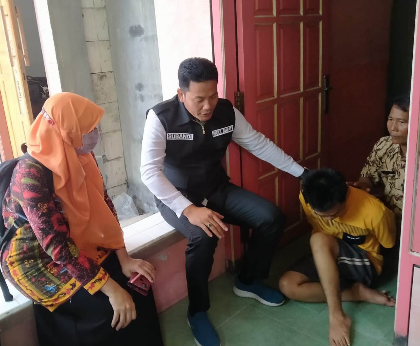 Tangan Diikat Selama 14 Tahun Karena Keterbelakangan Mental, Wabup Sidoarjo Beri Perhatian