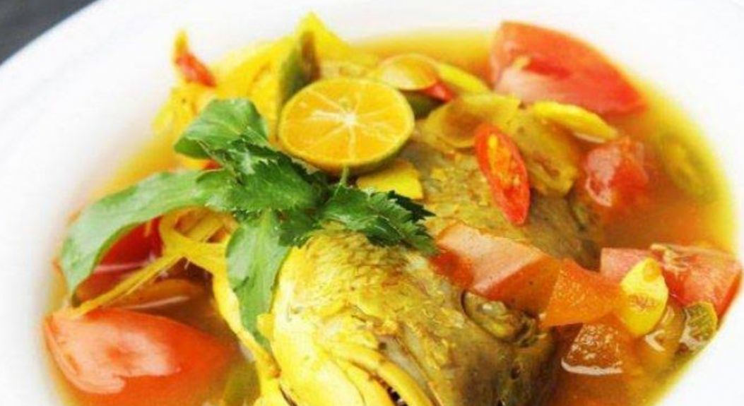 Resep Sop Kepala Ikan, Hidangan Sederhana Asam Gurih Menyegarkan untuk Buka Puasa