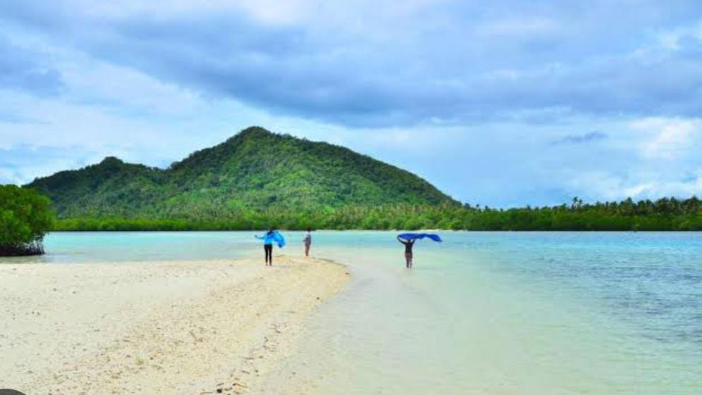 Berikut Daftar Pantai di Lampung yang Cocok untuk Liburan Tahun Baru