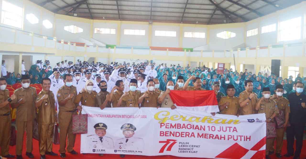 Pemkab BU Sebar 10 Juta Bendera Merah Putih