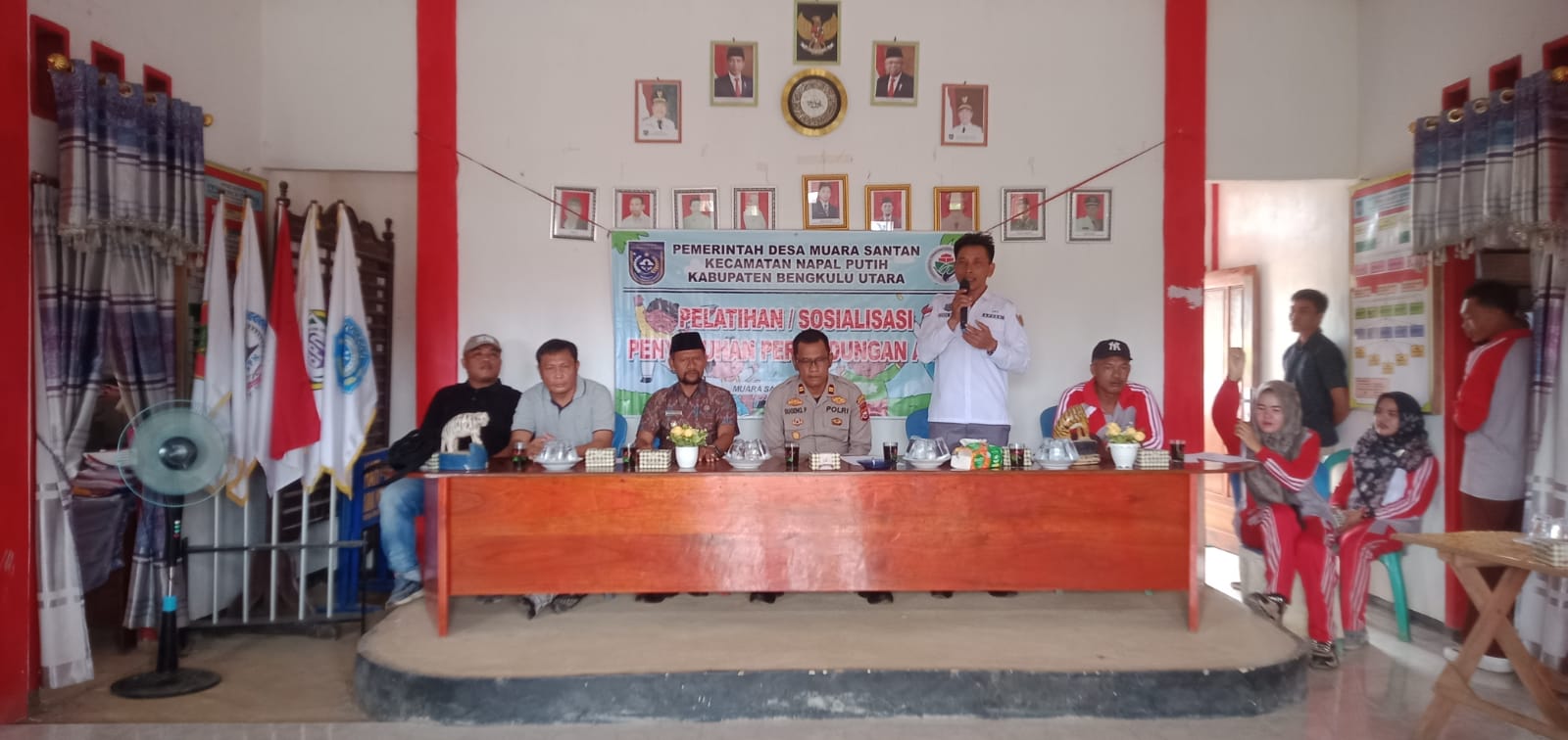 Dukung Program Ketahanan Pangan, Pemdes Muara Santan Salurkan Bibit Ternak Sapi ke Warga