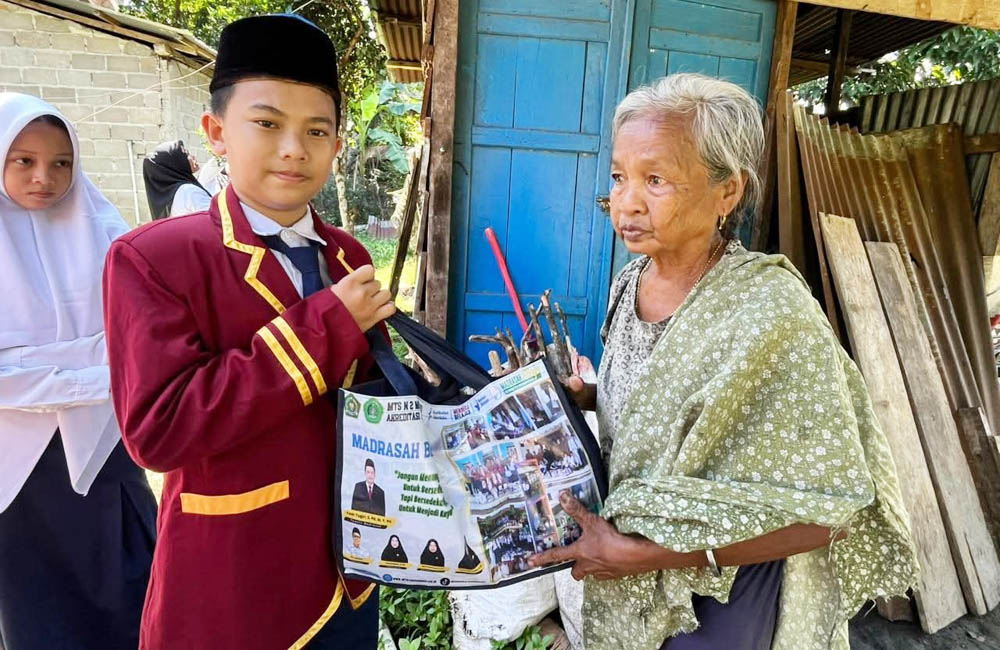 Kemenag Mukomuko Apresiasi Gerakan Madrasah Bersedekah