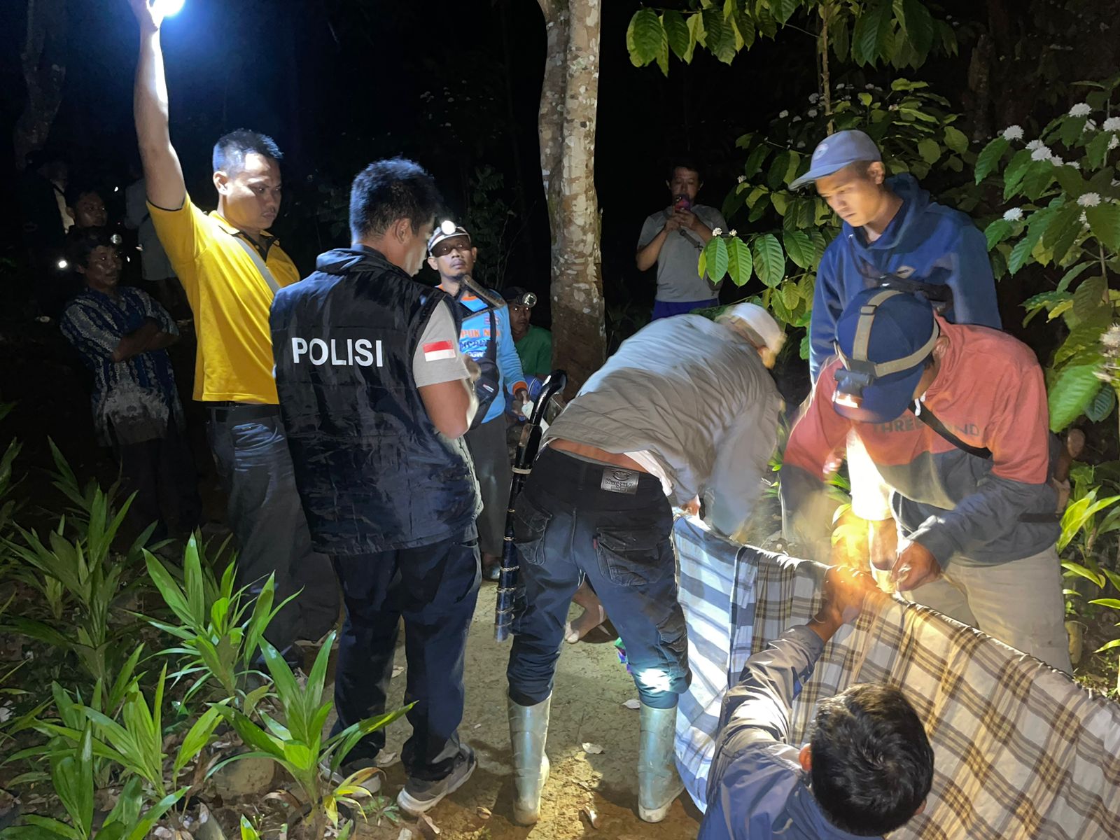 Warga Limas Jaya Digegerkan dengan Penemuan Mayat di Pondok Kebun