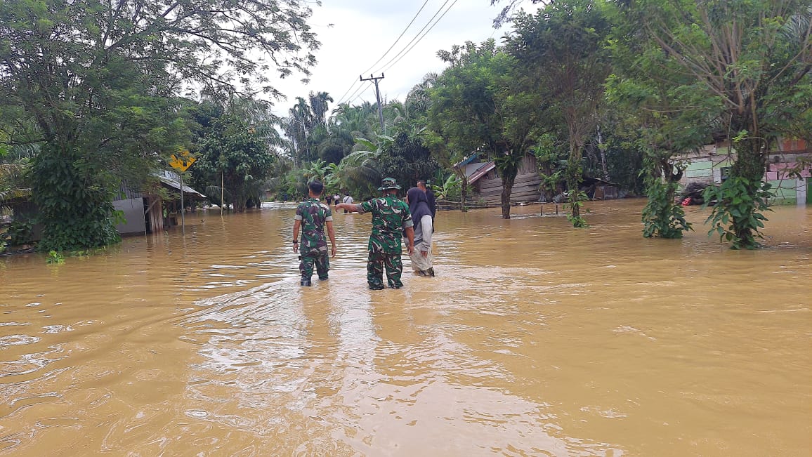 Sampai Pagi Ini, Banjir Masih Melumpuhkan Jalur Lintas di Batik Nau dan Ratusan KK Terdampak
