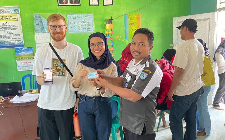 Jelang Pemilu 2024, Para Siswa Geruduk Kantor Dukcapil Bengkulu Utara 