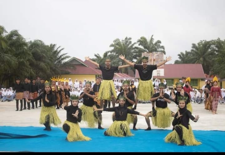 Karya P5 Semarakkan Peringatan Bulan Bahasa dan Sumpah Pemuda di SMAN 07 Bengkulu Utara