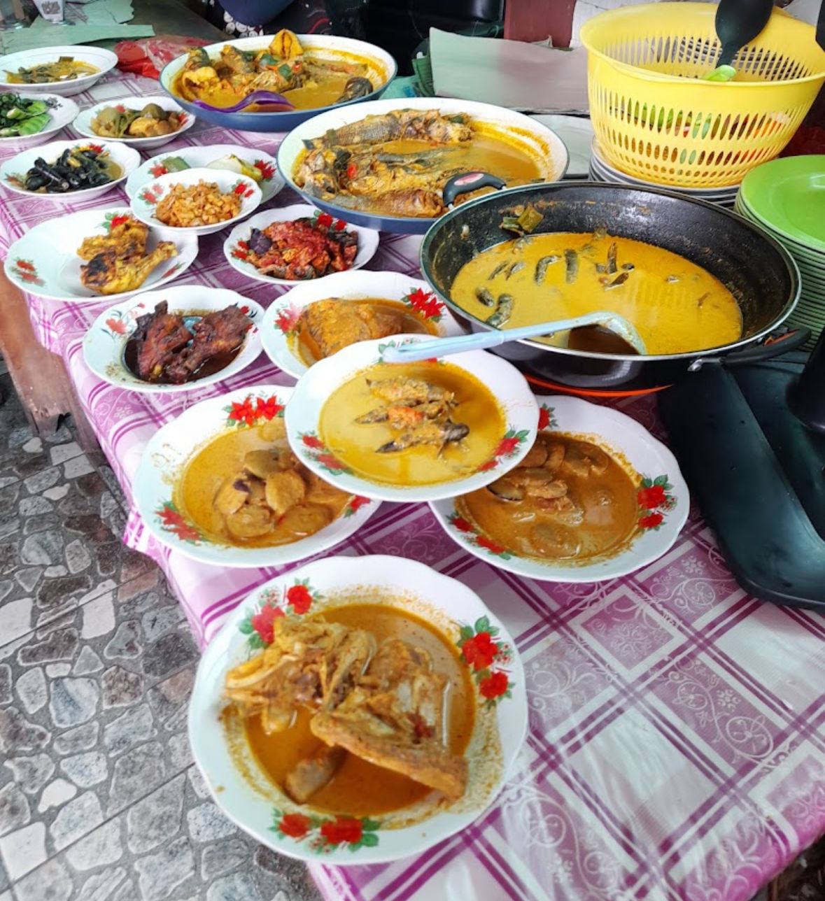 Rekomendasi 6 Rumah Makan Padang Paling Top di Kota Bengkulu, Harga Kaki Lima Rasa Bintang Lima