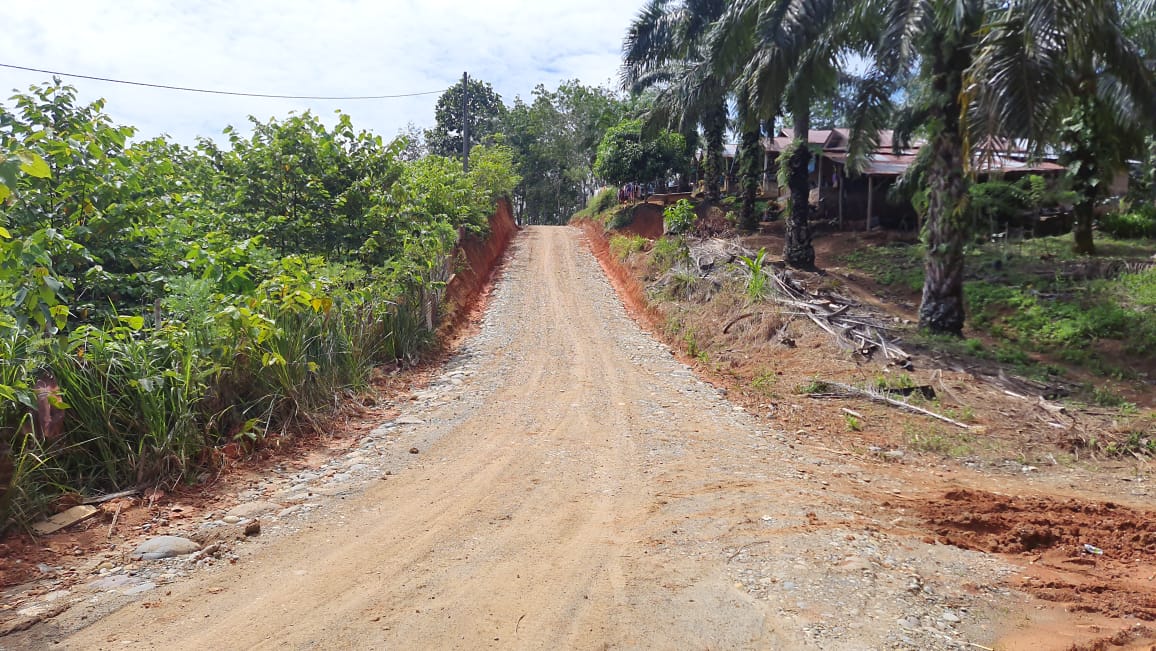 Pengerasan Jalan Program TMMD Hampir Rampung, Warga Bukit Tinggi Mulai Sumringah 