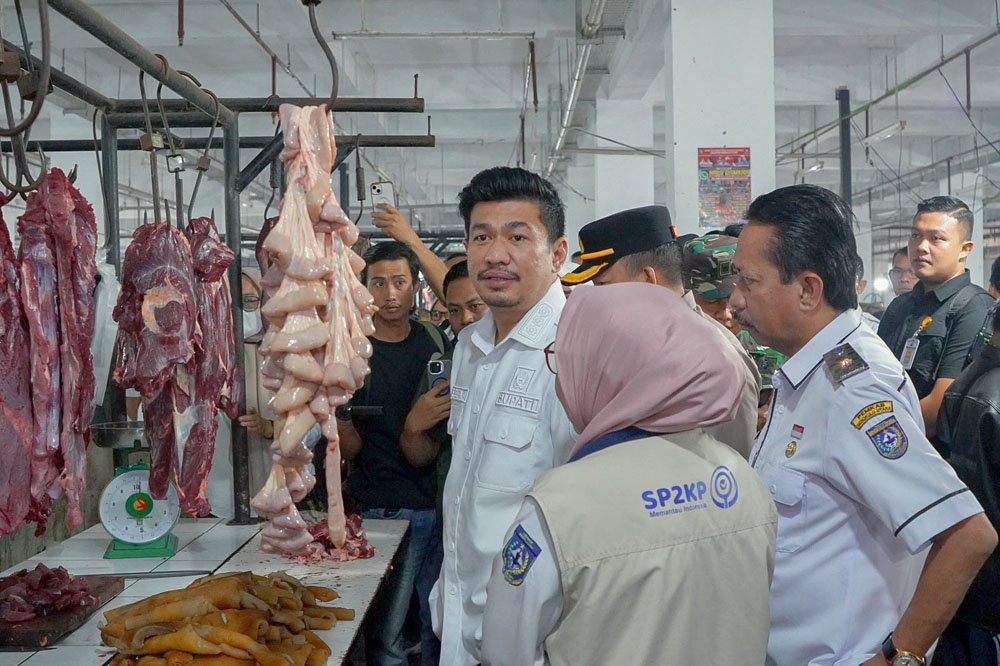 Tekan Lonjakan Harga Sembako, Bupati Bersama Forkopimda Sidak ke Pasar 