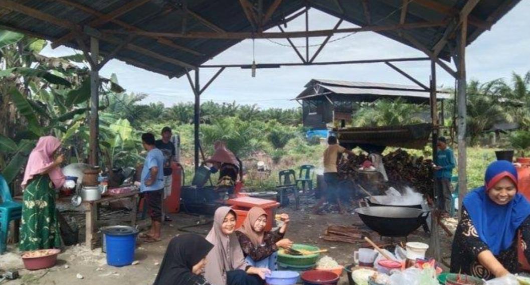 Rewang, Tradisi Gotong Royong ala Masyarakat Jawa di Kemumu yang Masih Terjaga Hingga Saat Ini