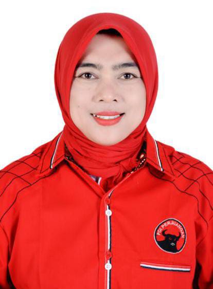 Maju Caleg PDIP, Istri Kades Padang Jaya Optimis Raih Kursi di DPRD Bengkulu Utara 