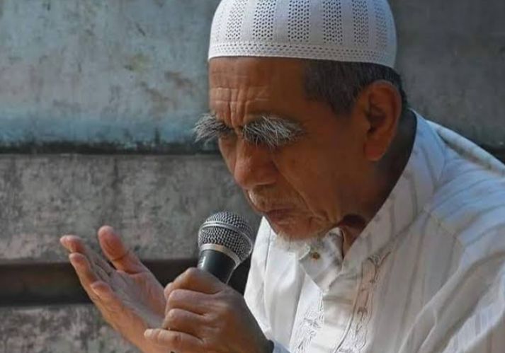 Bukan Seperangkat Alat Sholat, Mbah Moen Sarankan Mahar Ini untuk Calon Istrimu