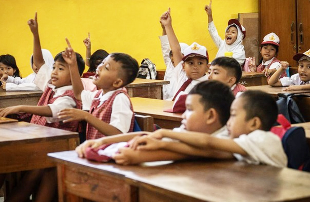 Program Seragam Gratis Berlanjut, Sekolah Kirim Data Siswa dan Ukuran Baju