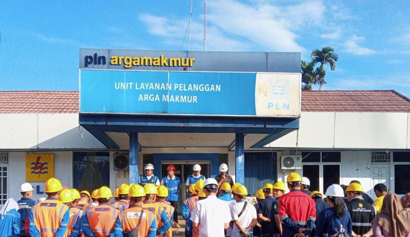 Sambut Nataru, PLN ULP Arga Makmur Pastikan Jaringan Listrik di Bengkulu Utara Aman