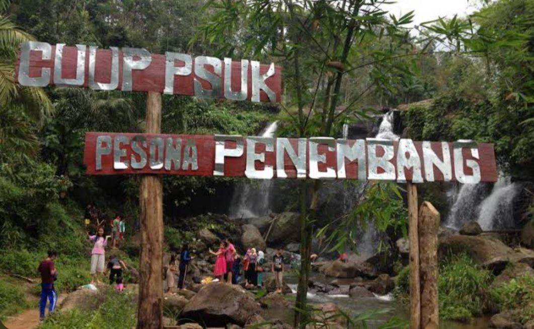 Misteri di Bengkulu Tengah, Ada 'Orang Sakti' yang Bisa Melubangi Air Terjun Cuup Psuk