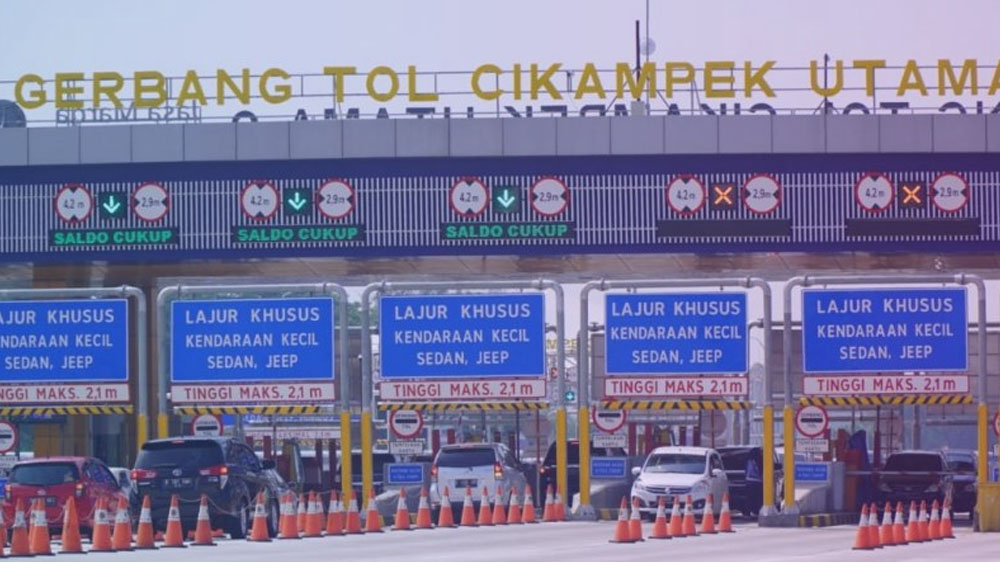 Lewat Gerbang Tol Cikampek Pengendara Ini Harus Bayar Rp724 Ribu, Kok Bisa?