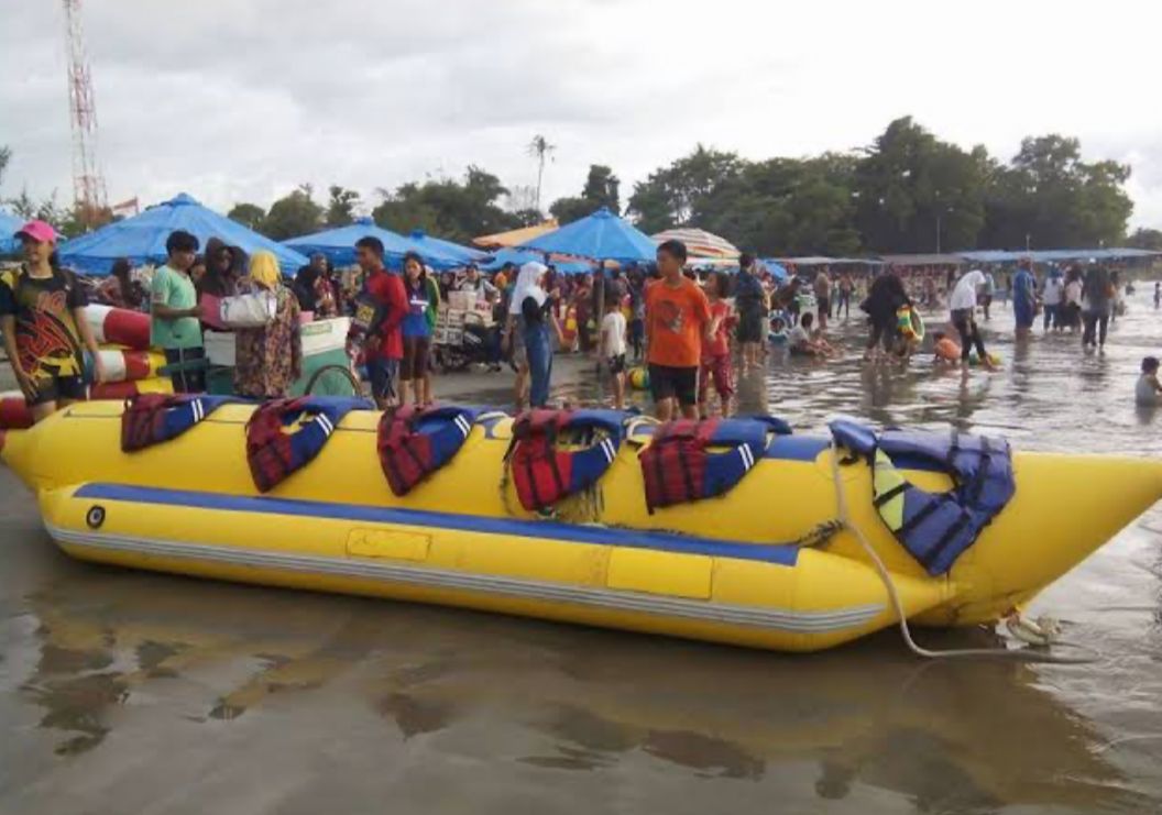 Liburan Makin Seru di Pantai Jakat Bengkulu, Bisa Naik Jet Ski hingga Banana Boat