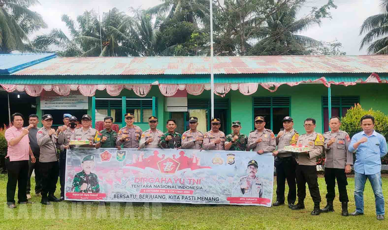 HUT TNI ke-77, Polisi dari 4 Polsek Geruduk Koramil Lais