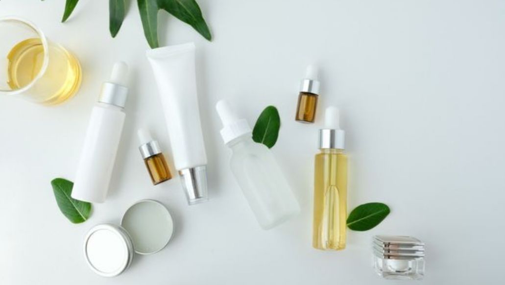 Ini 5 Penyebab Wajah Terlihat Kusam Meskipun Sudah Memakai Skincare