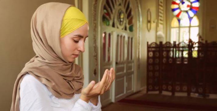 Kumpulan Doa yang Bisa Dibaca Hari Jumat untuk Memohon Rezeki Halal dan Berkah