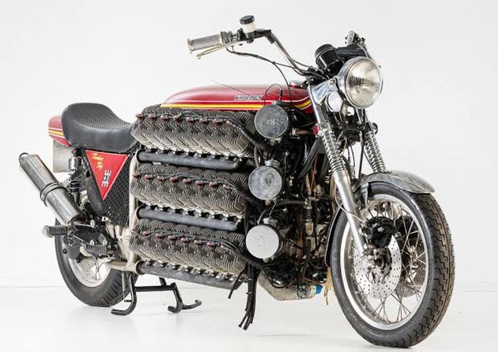 Kawasaki 48 Silinder Menggemparkan Dunia Otomotif, Proses Pembuatan Membutuhkan Waktu yang Sangat Lama