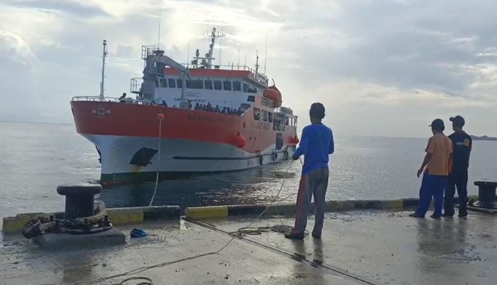 Kapal MH Thamrin Gantikan Penyeberangan, Hari Ini Perdana Bersandar di Pulau Enggano