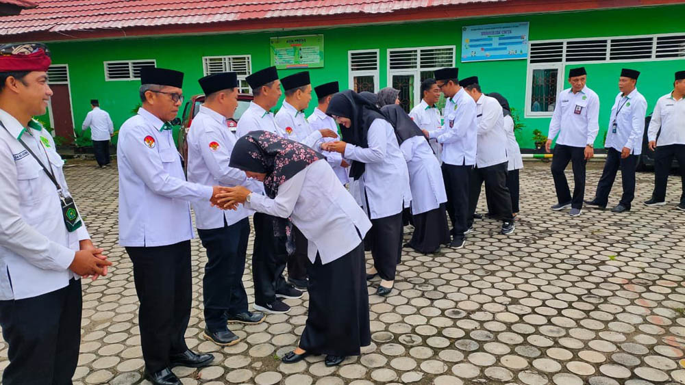 Apel Perdana Pasca Libur Lebaran, Kakan Kemenang Ingatkan Komitmen ASN untuk Tingkatkan Kinerja
