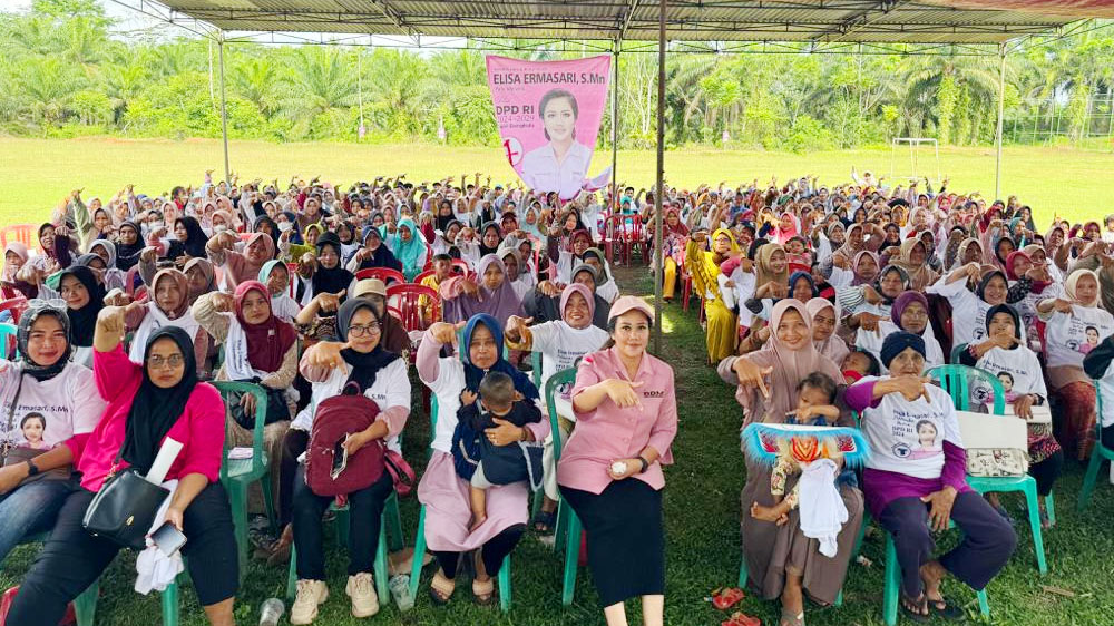 Warga Desa Bumi Harjo, Bengkulu Utara Beri Dukungan Untuk Elisa Ermasari