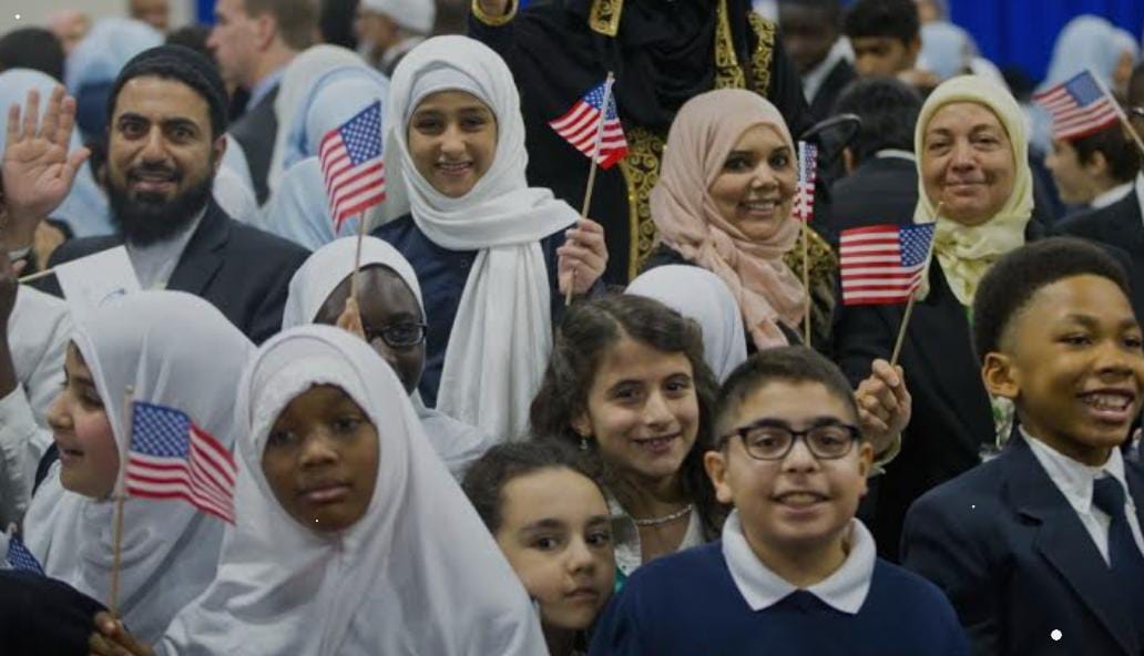 Di Amerika, Kini Umat Muslim Tak Perlu Izin Lagi untuk Mengumandangkan Azan