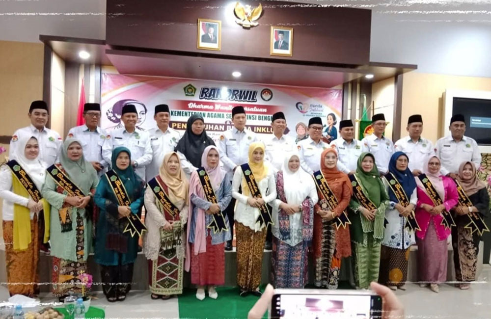 Ketua DWP Kemenag Mukomuko Dikukuhkan sebagai Bunda Inklusi