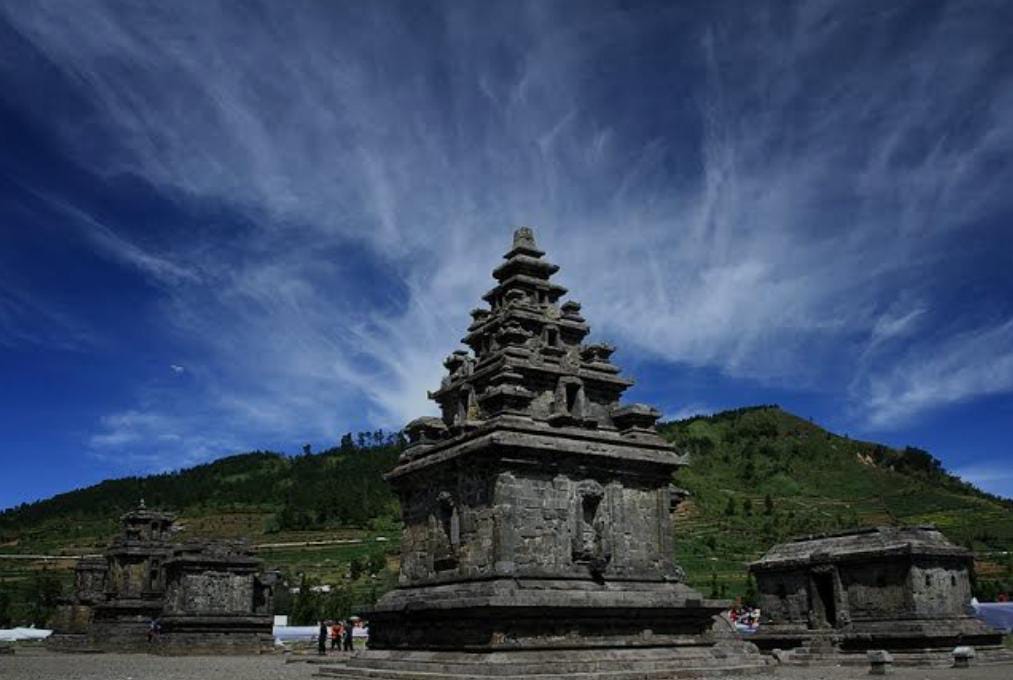 Megahnya Candi Arjuna, Destinasi Wisata Dieng yang Wajib Dikunjungi Ketika Liburan Bareng Besti