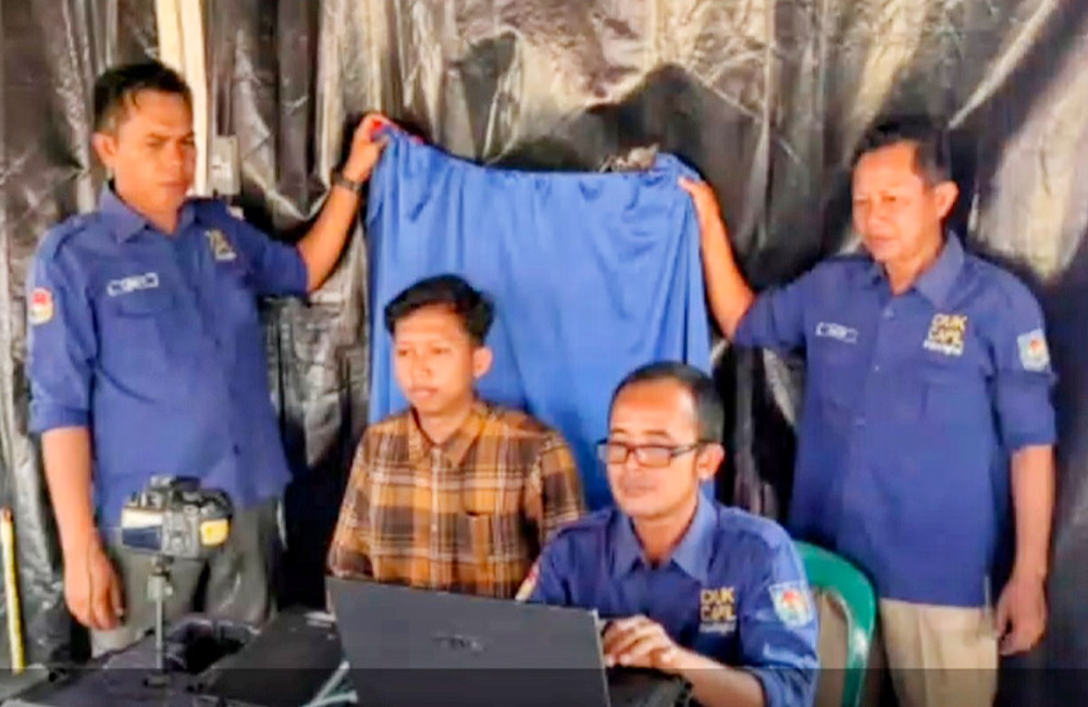 Dukcapil Buka Layanan Adminduk di Stand Gebyar Merah Putih
