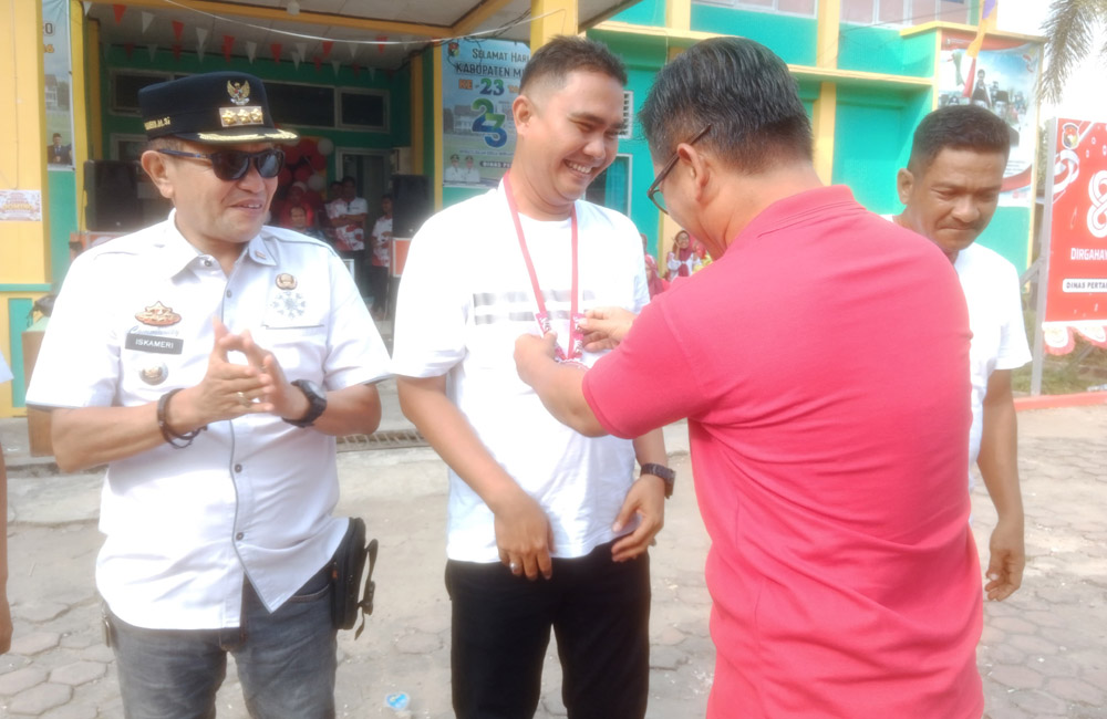 Komplek Perkantoran Mukomuko Ramai Bak Pasar Malam
