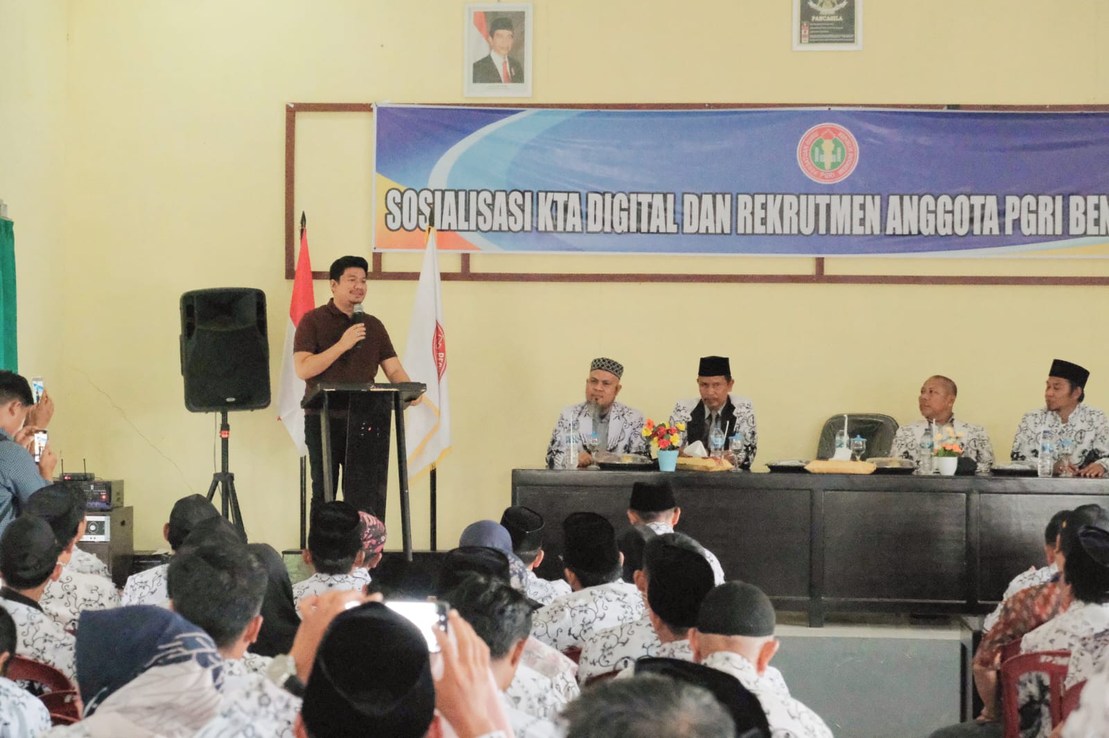 Hadiri Sosialisasi KTA Digital PGRI, Arie Berkomitmen Majukan Pendidikan Bengkulu Utara