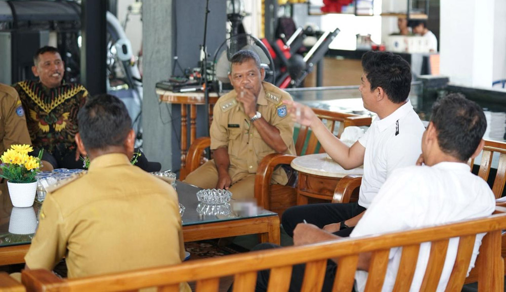 Anggaran Desa Minim, 12 Kades Kecamatan Padang Jaya Curhat ke Bupati