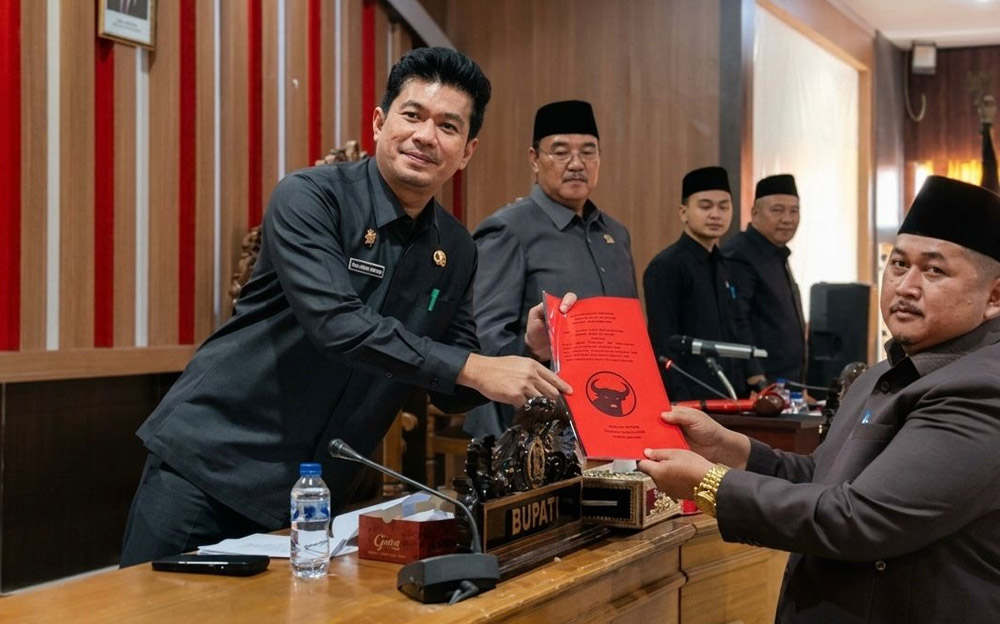 3 Raperda Disahkan, Bupati Minta OPD Implementasikan Untuk Kepentingan Masyarakat