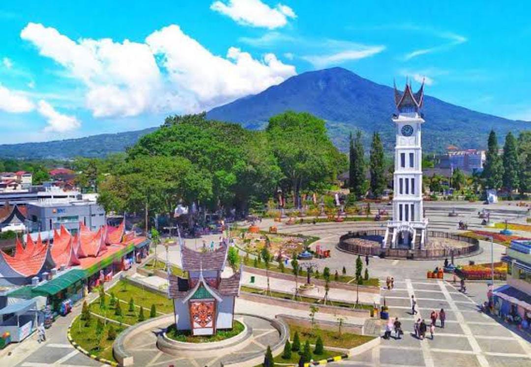 11 Destinasi Wisata Bukittinggi yang Nggk Boleh Dilewatkan Saat Liburan Dipenghujung 2023 Ini