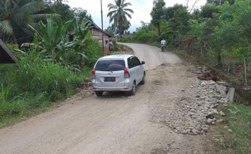 Dapat Kucuran DBH 12,7 M, Kabarnya, Pemkab Bengkulu Utara Akan Perbaiki Jalan Arga Makmur-Kurotidur