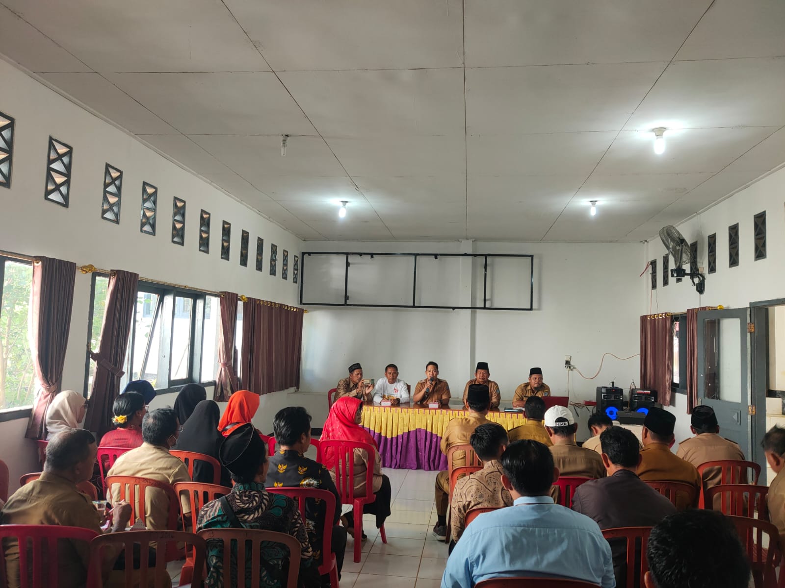 Dipercepat, Camat Pimpin Pembentukan Panitia HUT RI di Kecamatan Padang Jaya 