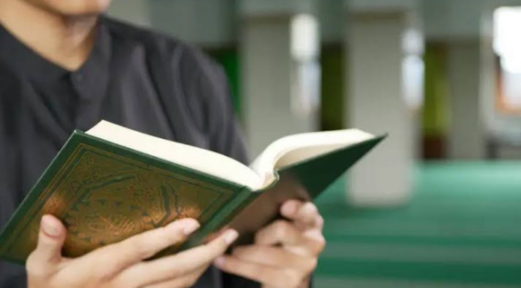 4 Keutamaan Membaca Ayat Seribu Dinar, Bisa Membuka Pintu Rezeki bagi Umat Muslim